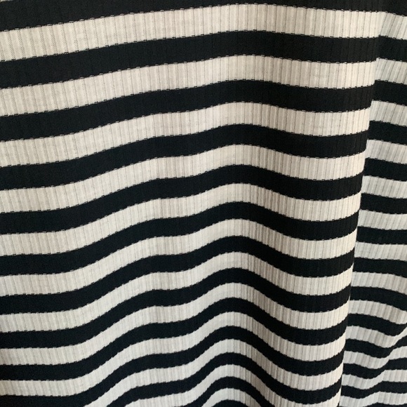 Striped bodycon dress - Picture 2 of 4